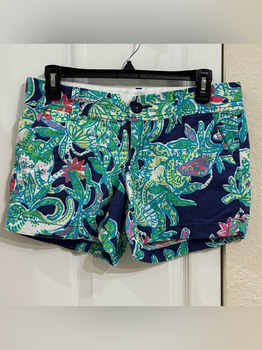 Lilly Pulitzer Callahan Shorts in Trunk Show Print
